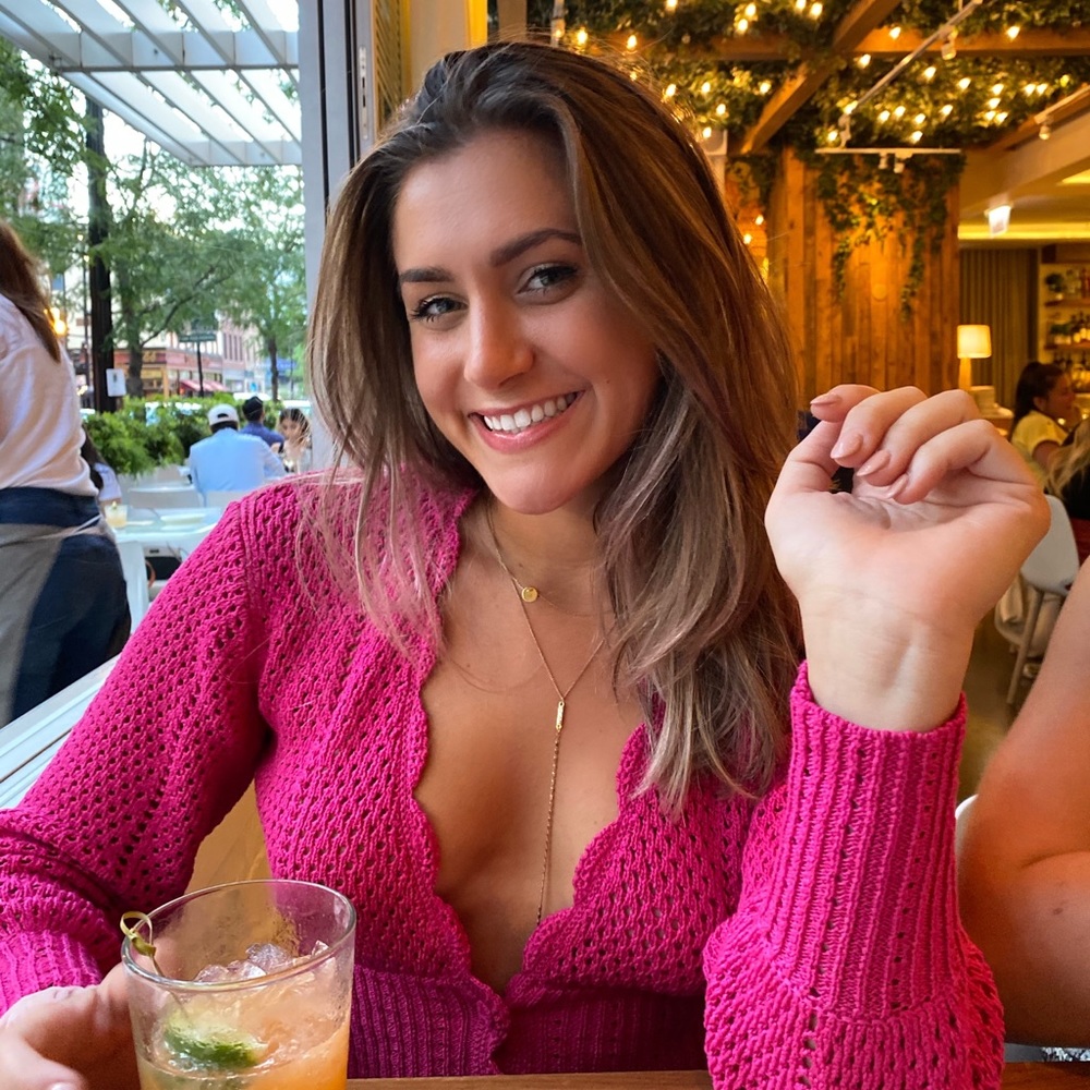 Meet your Posher, Christina